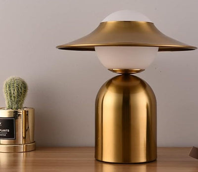 Jin table lamp