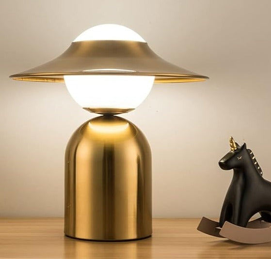 Jin table lamp