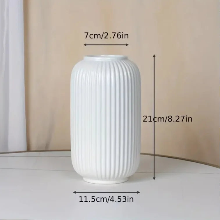 Sinta Vase